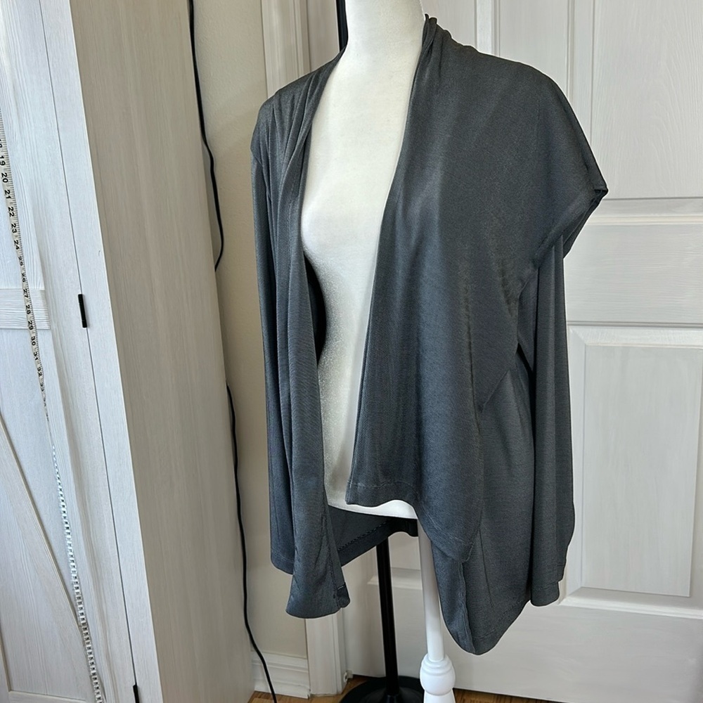 Chico's Easy Wear 2 Pc Travel Type Long Open Front Jacket Sz3 and Pants Sz2 Shor